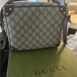 SOLD SOMEWHERE ELSE Gucci bag